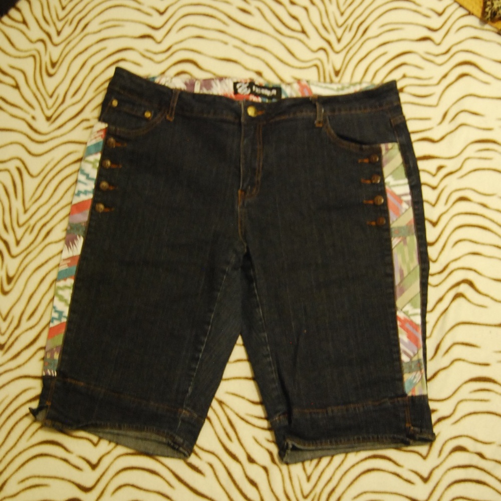 Rocawear Capris